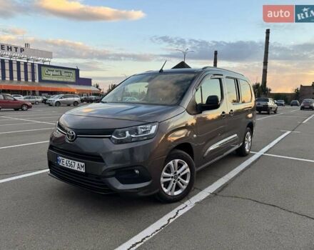 Серый Тойота Proace City Verso, объемом двигателя 1.5 л и пробегом 9 тыс. км за 29900 $, фото 3 на Automoto.ua