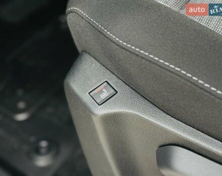 Серый Тойота Proace City Verso, объемом двигателя 1.5 л и пробегом 1 тыс. км за 33214 $, фото 25 на Automoto.ua