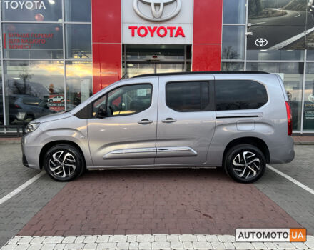 Сірий Тойота Proace City Verso, об'ємом двигуна 1.5 л та пробігом 300 тис. км за 32853 $, фото 4 на Automoto.ua