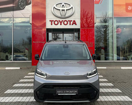 Серый Тойота Proace City Verso, объемом двигателя 1.5 л и пробегом 1 тыс. км за 31322 $, фото 4 на Automoto.ua