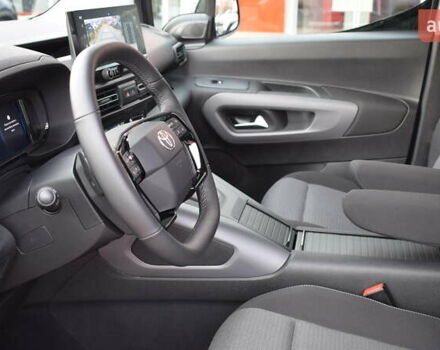 Сірий Тойота Proace City Verso, об'ємом двигуна 1.5 л та пробігом 1 тис. км за 33000 $, фото 12 на Automoto.ua