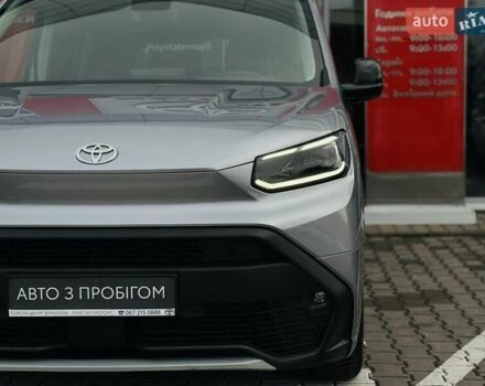 Серый Тойота Proace City Verso, объемом двигателя 1.5 л и пробегом 1 тыс. км за 33214 $, фото 44 на Automoto.ua