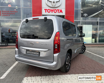 Сірий Тойота Proace City Verso, об'ємом двигуна 1.5 л та пробігом 300 тис. км за 32853 $, фото 7 на Automoto.ua