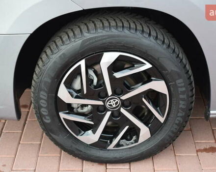 Сірий Тойота Proace City Verso, об'ємом двигуна 1.5 л та пробігом 1 тис. км за 33000 $, фото 29 на Automoto.ua