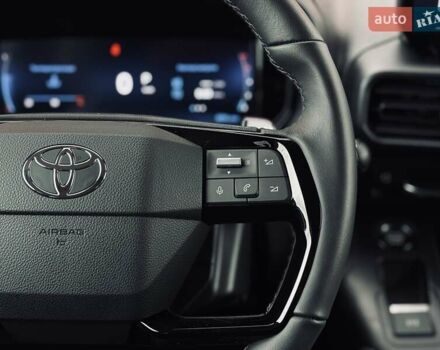 Серый Тойота Proace City Verso, объемом двигателя 1.5 л и пробегом 1 тыс. км за 33214 $, фото 11 на Automoto.ua