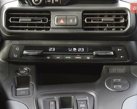 Сірий Тойота Proace City Verso, об'ємом двигуна 1.5 л та пробігом 1 тис. км за 33000 $, фото 22 на Automoto.ua