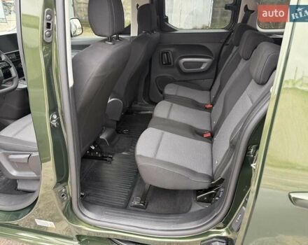 Зеленый Тойота Proace City Verso, объемом двигателя 1.5 л и пробегом 6 тыс. км за 30000 $, фото 15 на Automoto.ua