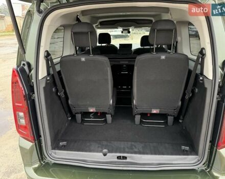 Зеленый Тойота Proace City Verso, объемом двигателя 1.5 л и пробегом 6 тыс. км за 30000 $, фото 2 на Automoto.ua