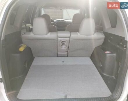 Білий Тойота RAV4 EV, об'ємом двигуна 0 л та пробігом 180 тис. км за 11700 $, фото 55 на Automoto.ua