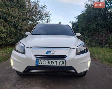 Білий Тойота RAV4 EV, об'ємом двигуна 0 л та пробігом 180 тис. км за 11700 $, фото 17 на Automoto.ua