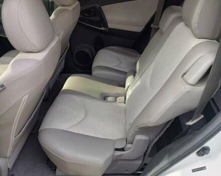 Білий Тойота RAV4 EV, об'ємом двигуна 0 л та пробігом 180 тис. км за 11700 $, фото 38 на Automoto.ua