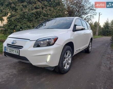 Білий Тойота RAV4 EV, об'ємом двигуна 0 л та пробігом 180 тис. км за 11700 $, фото 18 на Automoto.ua