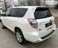 Білий Тойота RAV4 EV, об'ємом двигуна 0 л та пробігом 147 тис. км за 13900 $, фото 6 на Automoto.ua