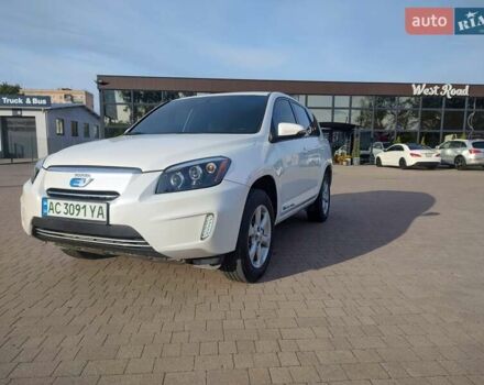 Білий Тойота RAV4 EV, об'ємом двигуна 0 л та пробігом 180 тис. км за 11700 $, фото 3 на Automoto.ua