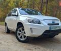 Белый Тойота RAV4 EV, объемом двигателя 0 л и пробегом 172 тыс. км за 11100 $, фото 1 на Automoto.ua