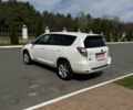 Белый Тойота RAV4 EV, объемом двигателя 0 л и пробегом 157 тыс. км за 11500 $, фото 4 на Automoto.ua