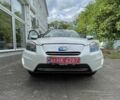 Белый Тойота RAV4 EV, объемом двигателя 0 л и пробегом 99 тыс. км за 11900 $, фото 3 на Automoto.ua