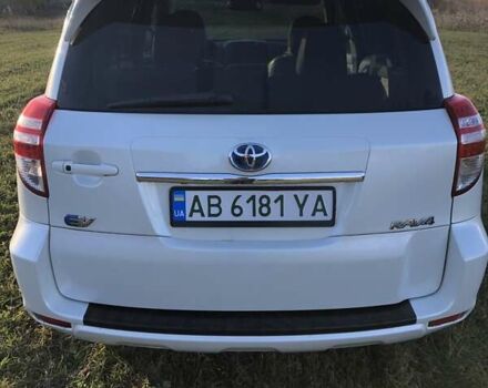 Білий Тойота RAV4 EV, об'ємом двигуна 0 л та пробігом 152 тис. км за 11400 $, фото 14 на Automoto.ua