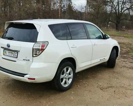 Білий Тойота RAV4 EV, об'ємом двигуна 0 л та пробігом 117 тис. км за 9300 $, фото 7 на Automoto.ua