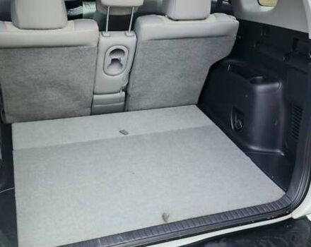 Білий Тойота RAV4 EV, об'ємом двигуна 0 л та пробігом 117 тис. км за 9300 $, фото 10 на Automoto.ua