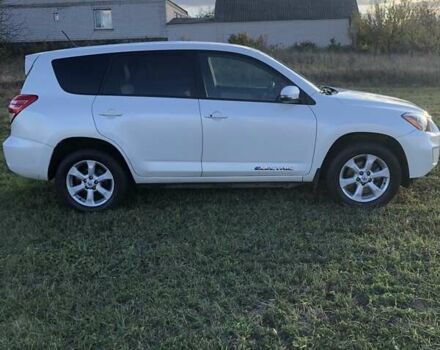 Білий Тойота RAV4 EV, об'ємом двигуна 0 л та пробігом 152 тис. км за 11400 $, фото 12 на Automoto.ua