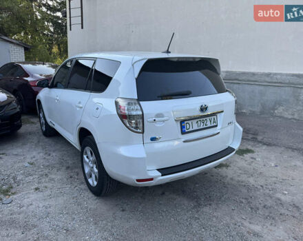 Тойота RAV4 EV 2013 в Житомире на Automoto.ua Белый Тойота RAV4 EV, объемом двигателя 0 л и пробегом 158 тыс. км за 10400 $, фото 5 на Automoto.ua