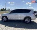 Белый Тойота RAV4 EV, объемом двигателя 0 л и пробегом 205 тыс. км за 9200 $, фото 7 на Automoto.ua