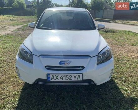 Белый Тойота RAV4 EV, объемом двигателя 0 л и пробегом 196 тыс. км за 9950 $, фото 2 на Automoto.ua