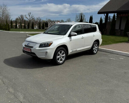 Белый Тойота RAV4 EV, объемом двигателя 0 л и пробегом 157 тыс. км за 10700 $, фото 3 на Automoto.ua