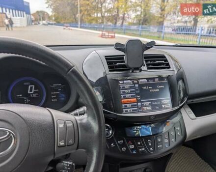 Тойота RAV4 EV 2014 в Одессе на Automoto.ua Белый Тойота RAV4 EV, объемом двигателя 0 л и пробегом 130 тыс. км за 13150 $, фото 12 на Automoto.ua