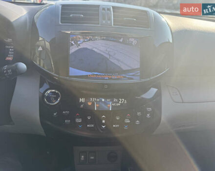 Белый Тойота RAV4 EV, объемом двигателя 0 л и пробегом 183 тыс. км за 12000 $, фото 17 на Automoto.ua