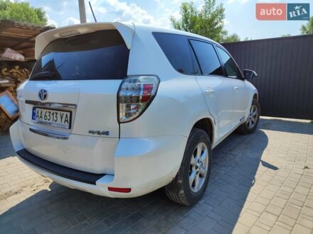 Білий Тойота RAV4 EV, об'ємом двигуна 0 л та пробігом 195 тис. км за 13500 $, фото 1 на Automoto.ua