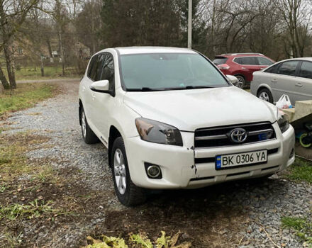 Тойота RAV4 EV, объемом двигателя 0 л и пробегом 148 тыс. км за 11000 $, фото 7 на Automoto.ua