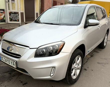 Тойота RAV4 EV, об'ємом двигуна 0 л та пробігом 149 тис. км за 12700 $, фото 5 на Automoto.ua