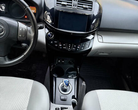 Тойота RAV4 EV, об'ємом двигуна 0 л та пробігом 149 тис. км за 12700 $, фото 8 на Automoto.ua