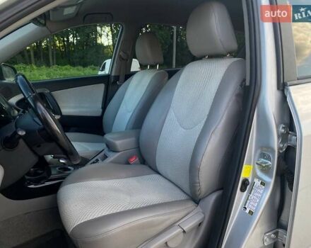 Сірий Тойота RAV4 EV, об'ємом двигуна 0 л та пробігом 210 тис. км за 10490 $, фото 20 на Automoto.ua