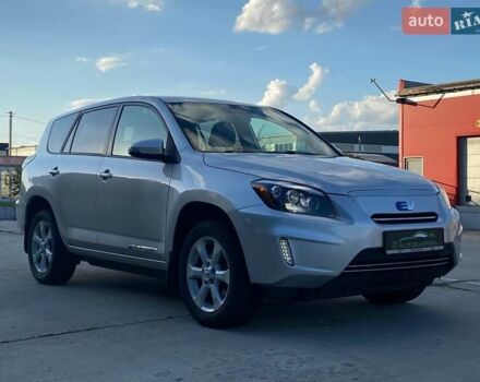 Сірий Тойота RAV4 EV, об'ємом двигуна 0 л та пробігом 210 тис. км за 10490 $, фото 3 на Automoto.ua