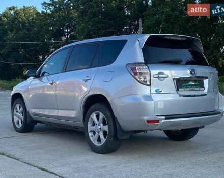 Сірий Тойота RAV4 EV, об'ємом двигуна 0 л та пробігом 210 тис. км за 10490 $, фото 8 на Automoto.ua
