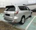 Сірий Тойота RAV4 EV, об'ємом двигуна 0 л та пробігом 129 тис. км за 14000 $, фото 7 на Automoto.ua