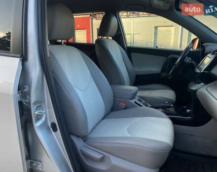 Сірий Тойота RAV4 EV, об'ємом двигуна 0 л та пробігом 210 тис. км за 10490 $, фото 21 на Automoto.ua