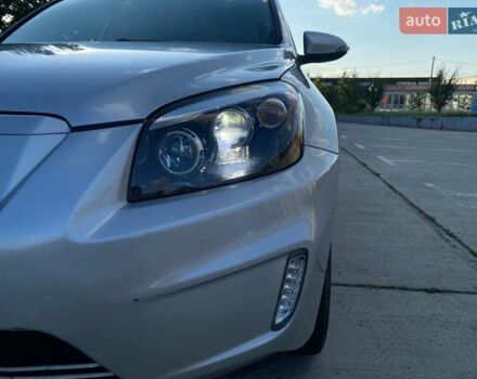 Сірий Тойота RAV4 EV, об'ємом двигуна 0 л та пробігом 210 тис. км за 10490 $, фото 16 на Automoto.ua