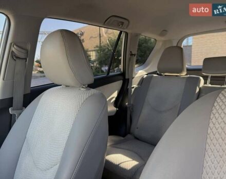 Тойота RAV4 EV 2013 в Киеве на Automoto.ua Серый Тойота RAV4 EV, объемом двигателя 0 л и пробегом 97 тыс. км за 11900 $, фото 19 на Automoto.ua