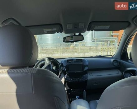 Тойота RAV4 EV 2013 в Киеве на Automoto.ua Серый Тойота RAV4 EV, объемом двигателя 0 л и пробегом 97 тыс. км за 11900 $, фото 26 на Automoto.ua