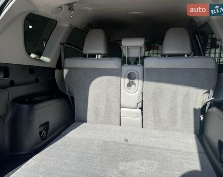 Тойота RAV4 EV 2013 в Киеве на Automoto.ua Серый Тойота RAV4 EV, объемом двигателя 0 л и пробегом 97 тыс. км за 11900 $, фото 14 на Automoto.ua