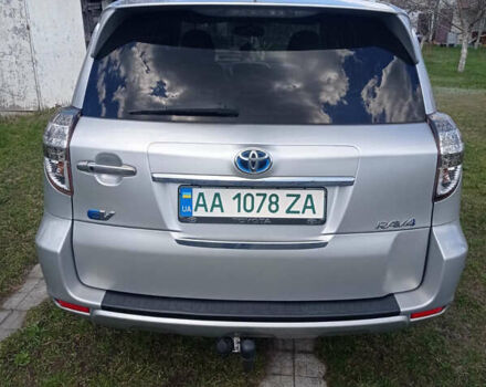 Серый Тойота RAV4 EV, объемом двигателя 0 л и пробегом 185 тыс. км за 11500 $, фото 3 на Automoto.ua