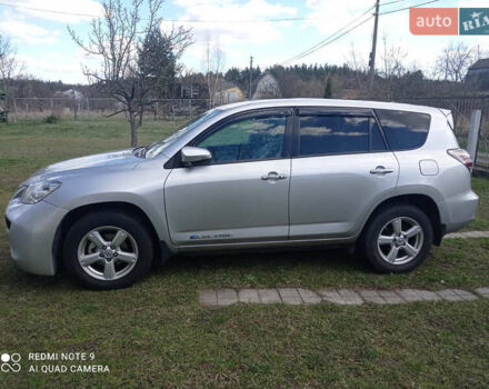 Серый Тойота RAV4 EV, объемом двигателя 0 л и пробегом 185 тыс. км за 11500 $, фото 1 на Automoto.ua