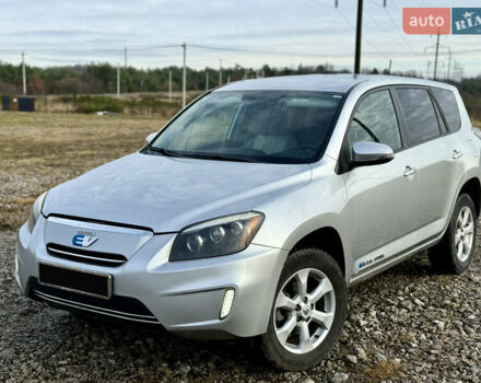 Сірий Тойота RAV4 EV, об'ємом двигуна 0 л та пробігом 149 тис. км за 11999 $, фото 4 на Automoto.ua