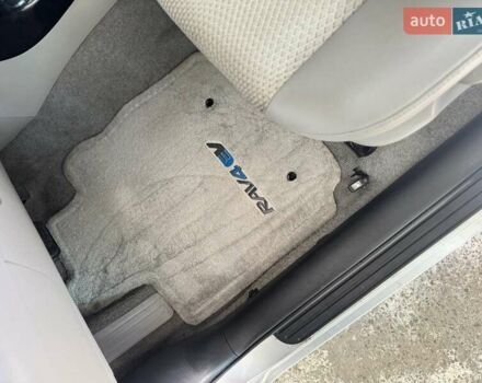 Тойота RAV4 EV 2013 в Киеве на Automoto.ua Серый Тойота RAV4 EV, объемом двигателя 0 л и пробегом 97 тыс. км за 11900 $, фото 13 на Automoto.ua