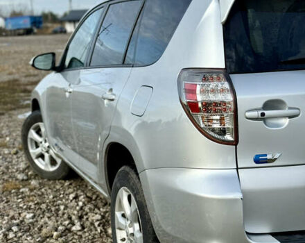 Сірий Тойота RAV4 EV, об'ємом двигуна 0 л та пробігом 149 тис. км за 11999 $, фото 7 на Automoto.ua