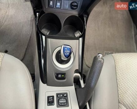 Тойота RAV4 EV 2013 в Киеве на Automoto.ua Серый Тойота RAV4 EV, объемом двигателя 0 л и пробегом 97 тыс. км за 11900 $, фото 17 на Automoto.ua